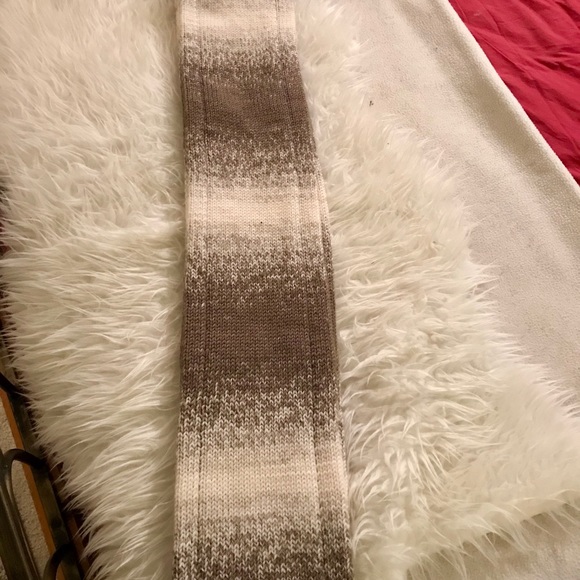 Ombré Scarf - Picture 2 of 3